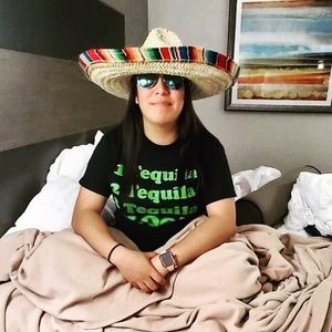 Meet your Posher, Heidi